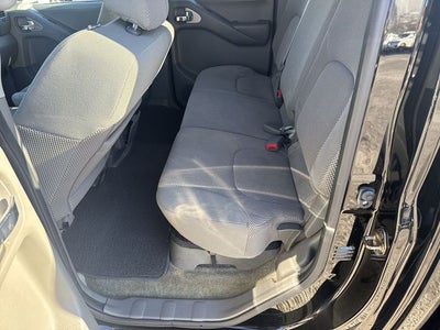 2015 Nissan Frontier SV