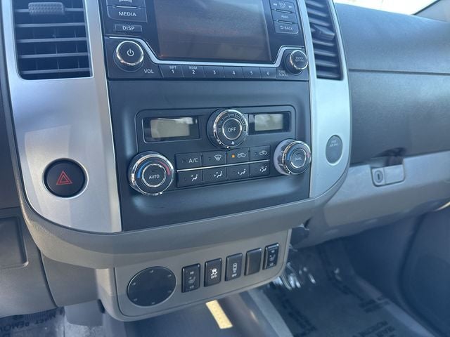 2015 Nissan Frontier SV