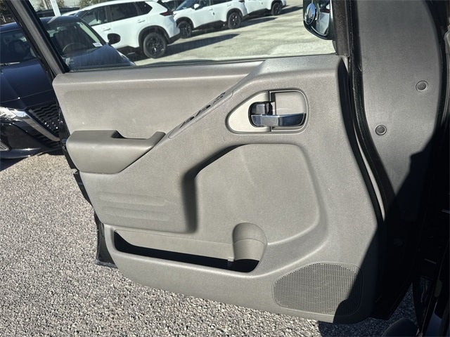 2015 Nissan Frontier SV