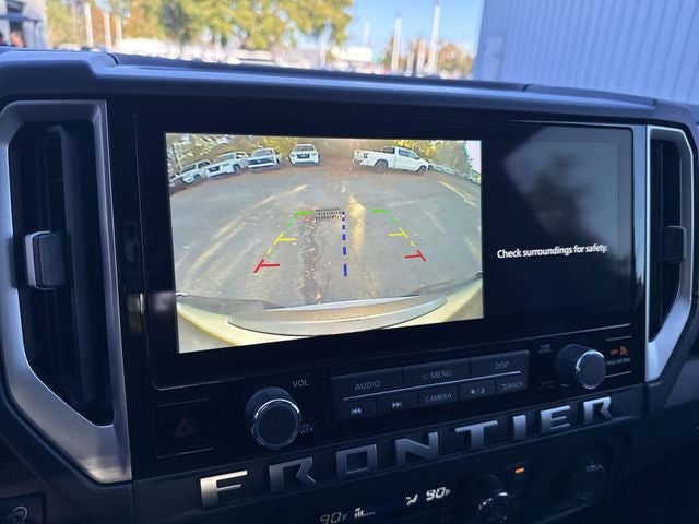 2025 Nissan Frontier SV