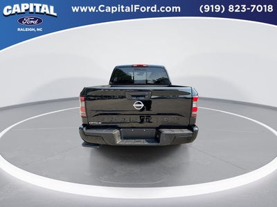 2025 Nissan Frontier SV