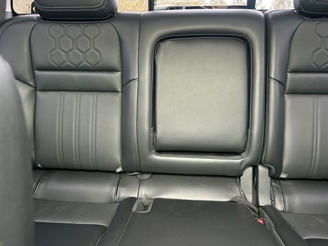 2024 Nissan Frontier SL