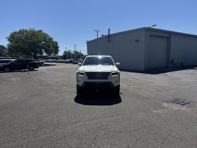2022 Nissan Frontier SV