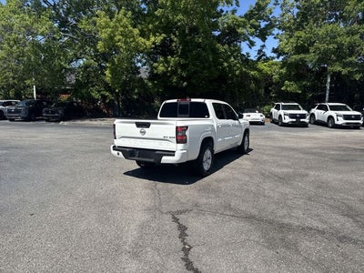 2022 Nissan Frontier SV