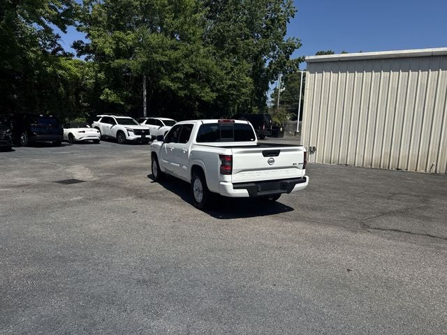 2022 Nissan Frontier SV