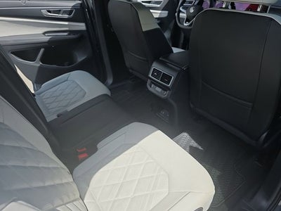 2025 Volkswagen Atlas Cross Sport 2.0T SEL Premium R-Line