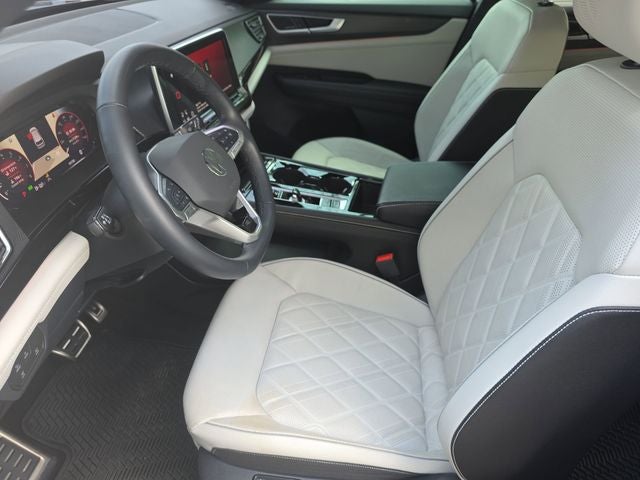 2025 Volkswagen Atlas Cross Sport 2.0T SEL Premium R-Line