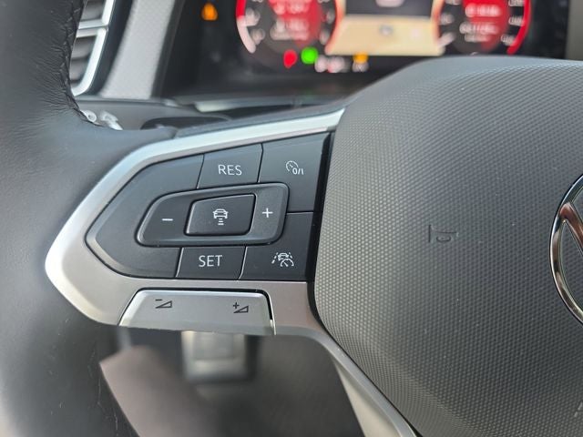 2025 Volkswagen Atlas Cross Sport 2.0T SEL Premium R-Line