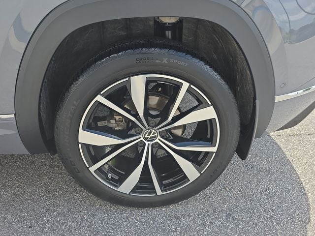 2025 Volkswagen Atlas Cross Sport 2.0T SEL Premium R-Line