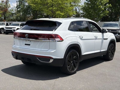 2024 Volkswagen Atlas Cross Sport 2.0T SE w/Technology