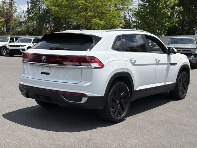 2024 Volkswagen Atlas Cross Sport 2.0T SE w/Technology