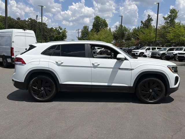 2024 Volkswagen Atlas Cross Sport 2.0T SE w/Technology