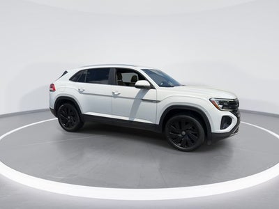 2024 Volkswagen Atlas Cross Sport 2.0T SE w/Technology