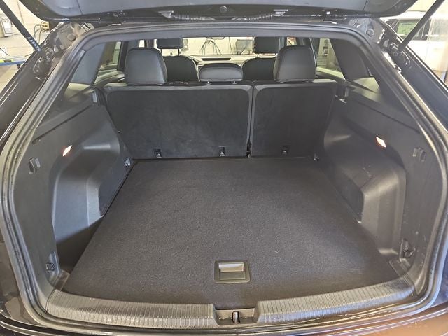 2023 Volkswagen Atlas Cross Sport 2.0T SE
