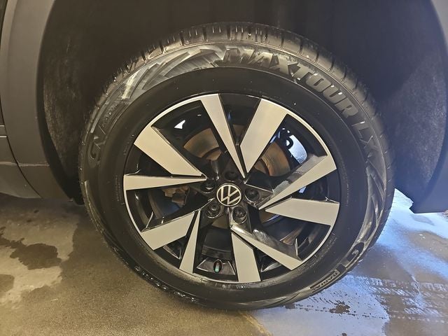 2023 Volkswagen Atlas Cross Sport 2.0T SE