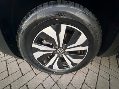 2024 Volkswagen Atlas 2.0T SE