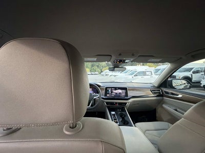 2024 Volkswagen Atlas 2.0T SE