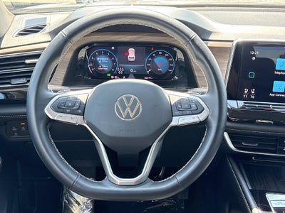 2025 Volkswagen Atlas 2.0T SE w/Technology