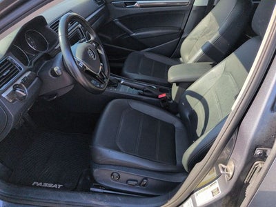 2018 Volkswagen Passat 2.0T SE