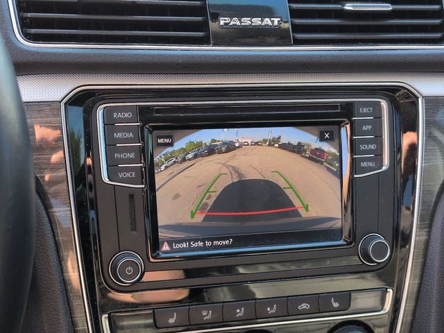 2018 Volkswagen Passat 2.0T SE