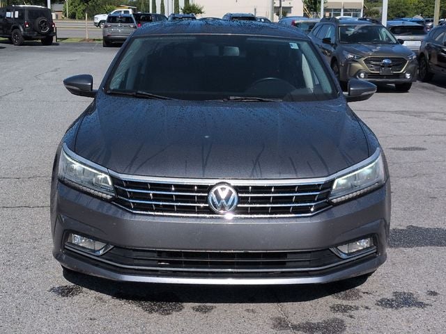 2018 Volkswagen Passat 2.0T SE
