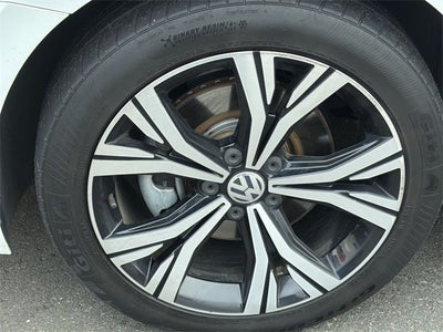 2022 Volkswagen Passat 2.0T SE