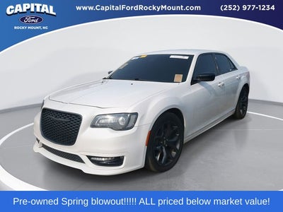 2020 Chrysler 300 Touring