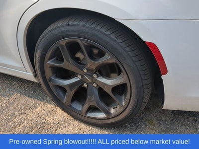 2020 Chrysler 300 Touring