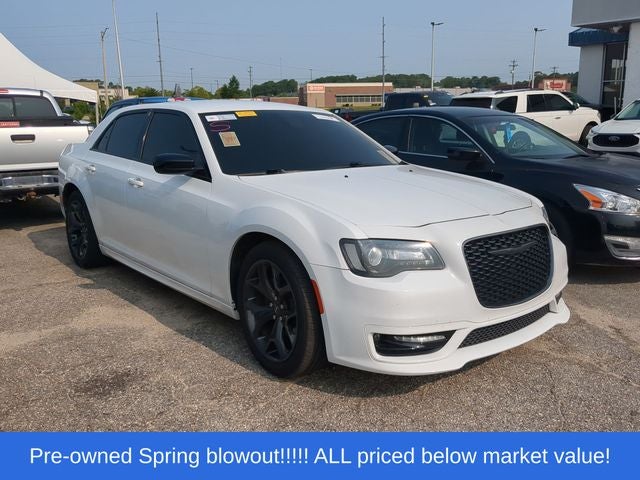 2020 Chrysler 300 Touring