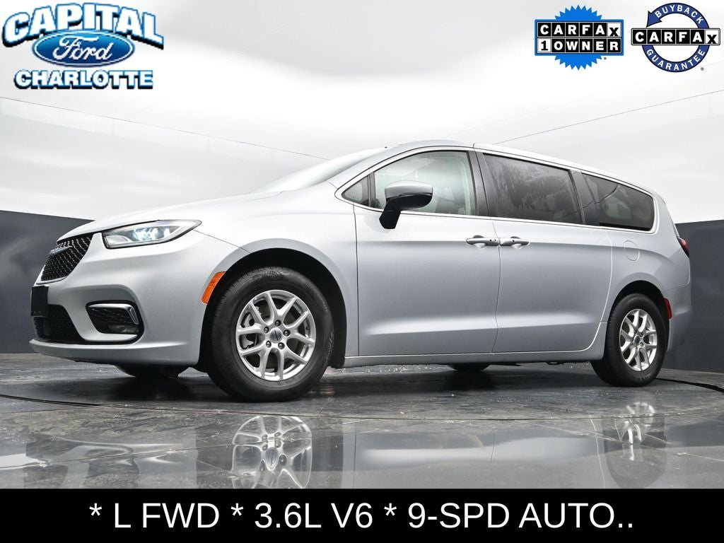 2023 Chrysler Pacifica Touring L