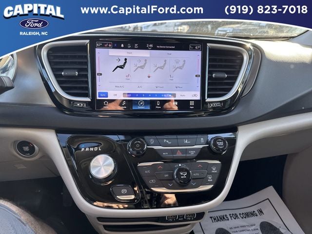 2024 Chrysler Pacifica Touring L