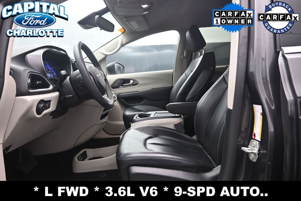 2023 Chrysler Pacifica Touring L