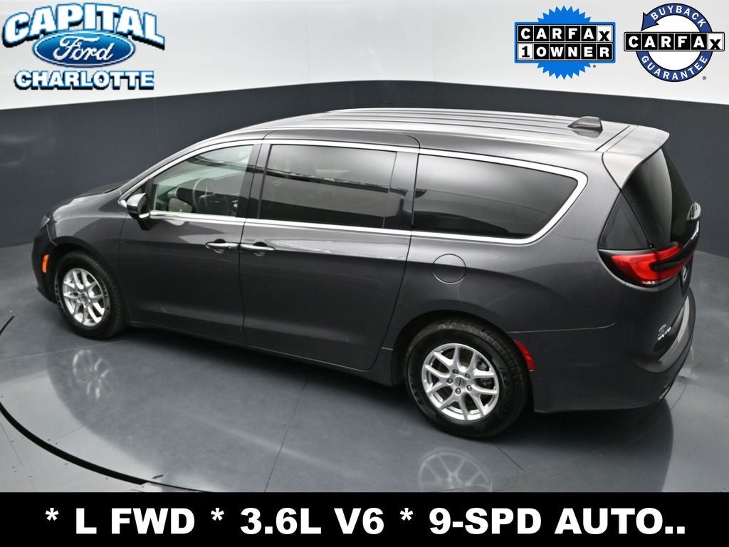 2023 Chrysler Pacifica Touring L