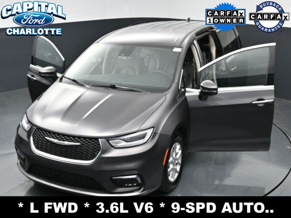 2023 Chrysler Pacifica Touring L