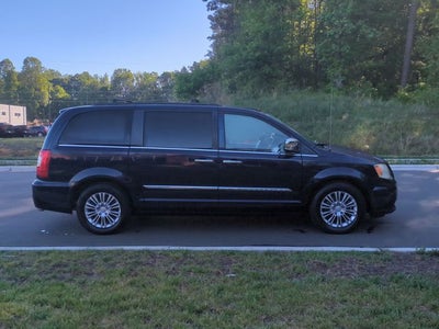 2015 Chrysler Town & Country Touring-L
