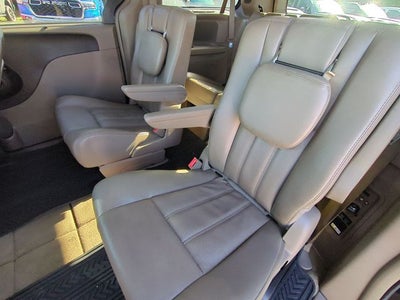 2015 Chrysler Town & Country Touring-L
