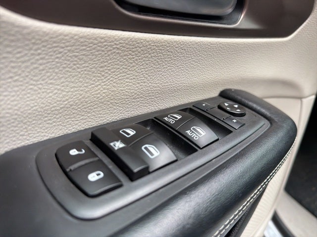 2020 Chrysler Voyager LXI