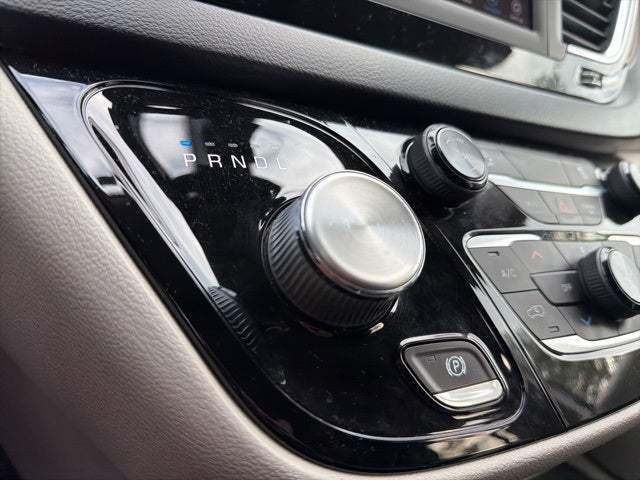 2020 Chrysler Voyager LXI