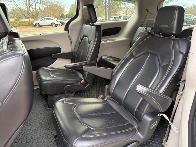 2020 Chrysler Voyager LXI