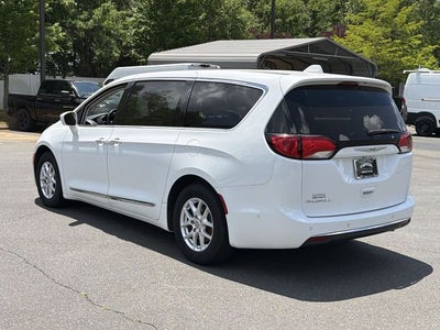 2020 Chrysler Pacifica Touring