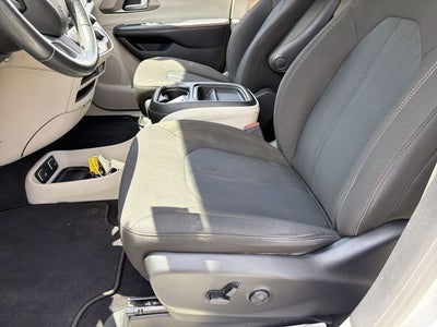 2020 Chrysler Pacifica Touring