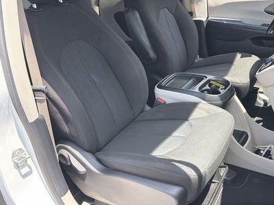 2020 Chrysler Pacifica Touring