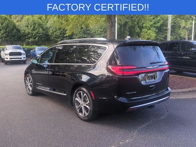 2025 Chrysler Pacifica Pinnacle