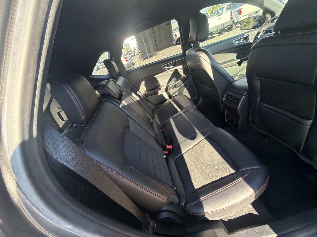 2023 Ford Edge ST Line