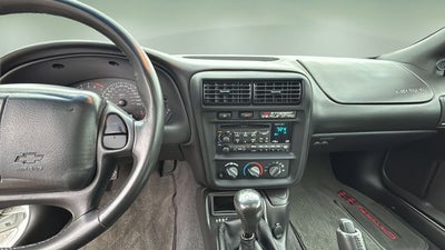 2002 Chevrolet Camaro Z28 SUPER SPORT T-TOP 6 SPEED