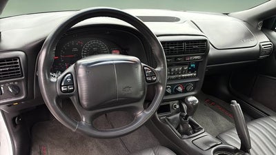 2002 Chevrolet Camaro Z28 SUPER SPORT T-TOP 6 SPEED