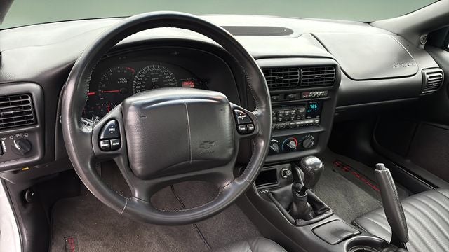 2002 Chevrolet Camaro Z28 SUPER SPORT T-TOP 6 SPEED