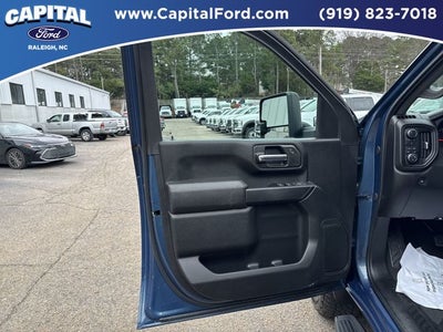 2025 Chevrolet Silverado 2500HD Custom