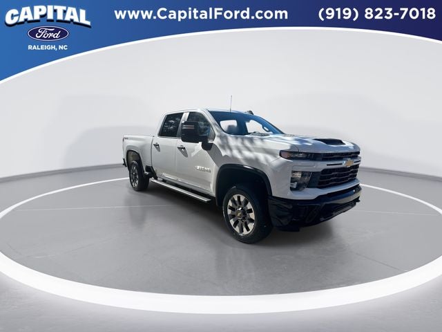 2024 Chevrolet Silverado 2500HD Custom