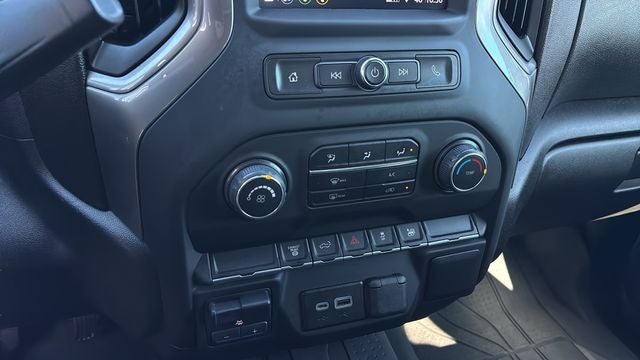 2023 Chevrolet Silverado 2500HD Custom Pickup